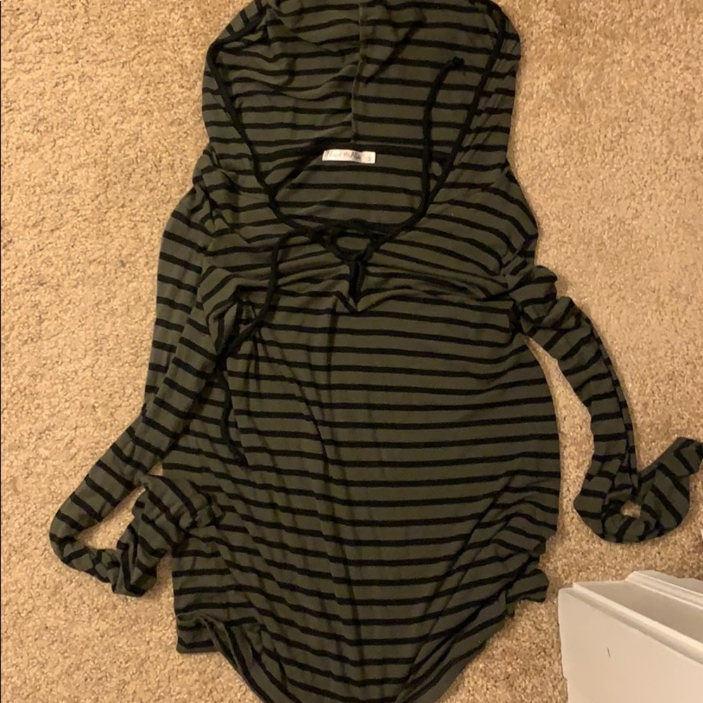 Long sleeve hooded top